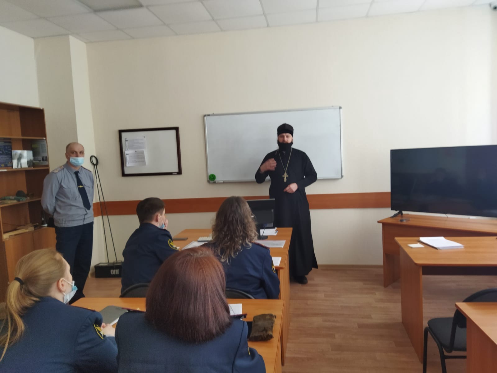 Представитель Томской епархии принял участие в учебном занятии сотрудников УФСИН
