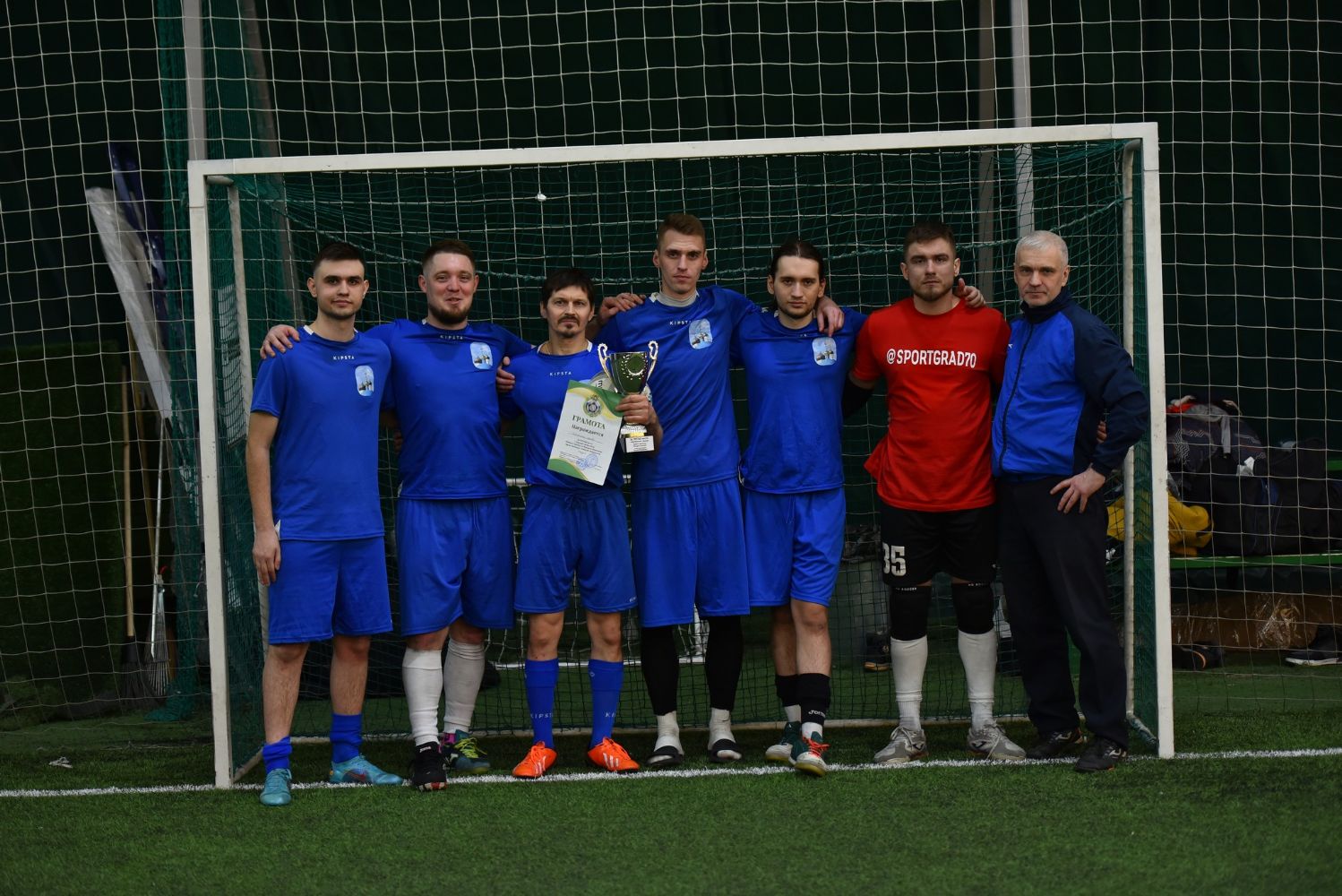 Команда Знаменского храма завоевала бронзу на турнире памяти святителя Макария (Невского)